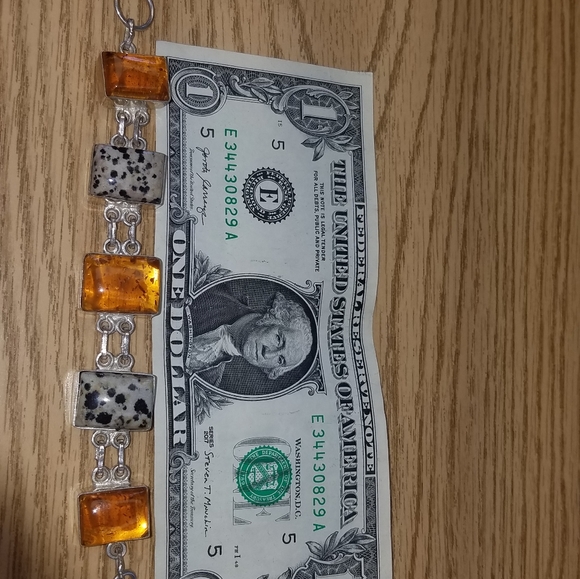 New Sterling silver Dalmation jasper and repressed  amber bracelet - Picture 7 of 7